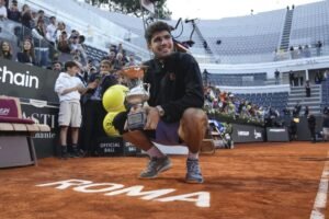 Tenis