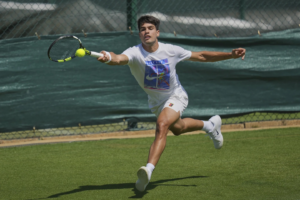 Tenis