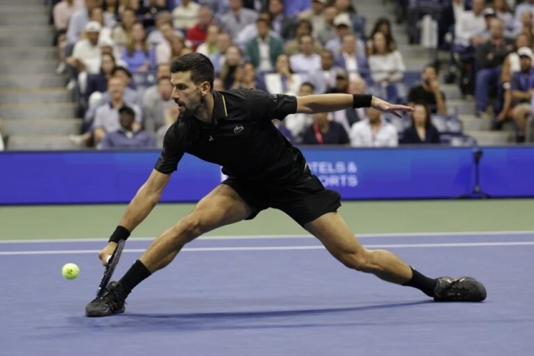 Tenis