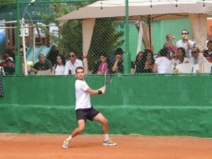 Tenis