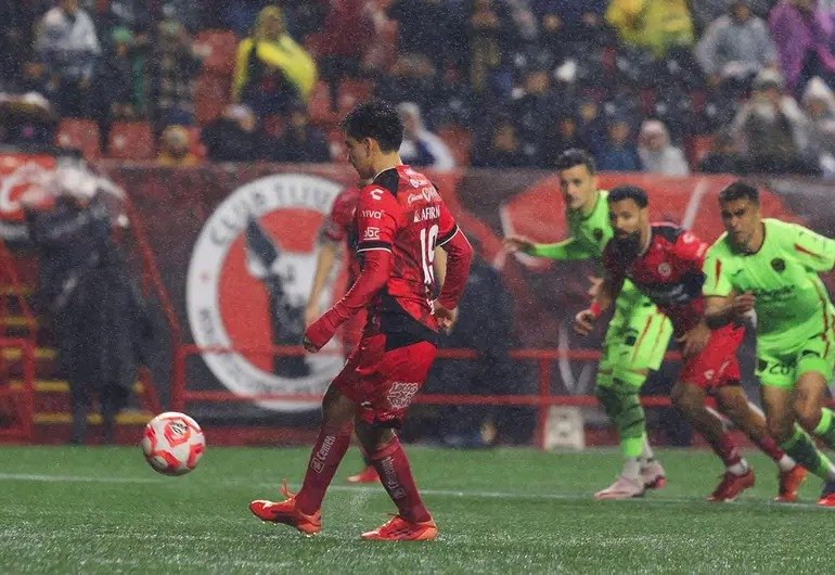 32fde4de-55b5-4b9e-81c9-48a9e949597e