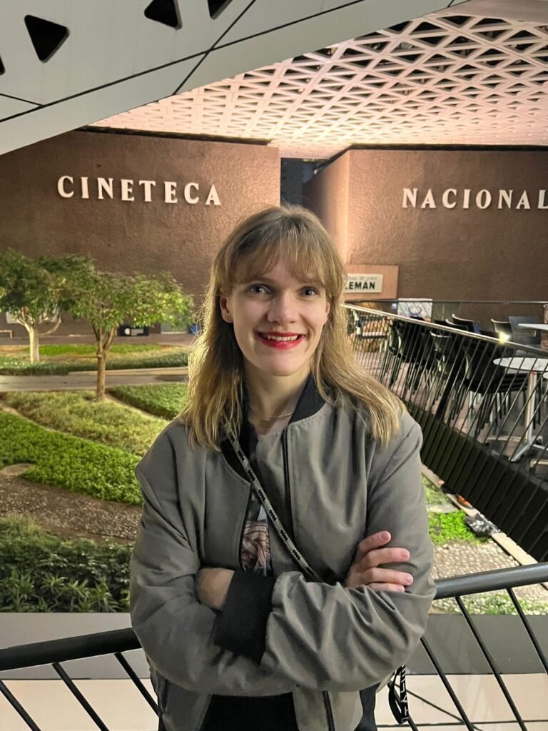 CIne1