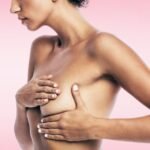 cancer-de-mama-causas-factores-de-riesgo-y-signos-de-alerta-que-toda-mujer-debe-conocer-clinica-premium-marbella
