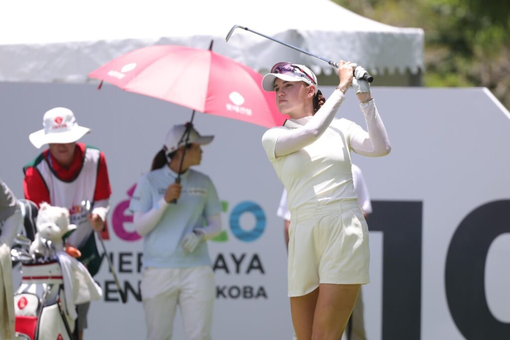 e7caa2a4-1919-41ca-857c-d7c6eb752d6b