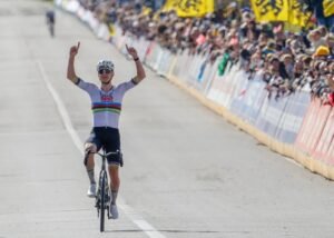 b5486e6b-cdb8-40b7-acb9-4c4368f02e8e